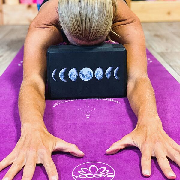 podpůrné bloky na jógu