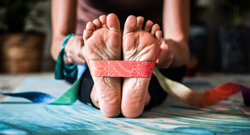 STRETCHING TAPES AND STRAPS