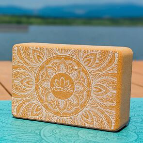 Cihlička na jógu korková NEW MANDALA WHITE