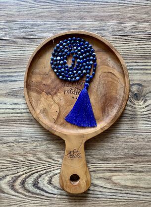 Meditační mala - Sodalit se stříbrným logem (Ag 925/1000)