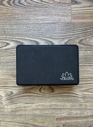 Cihlička na jógu černá YOGGYS