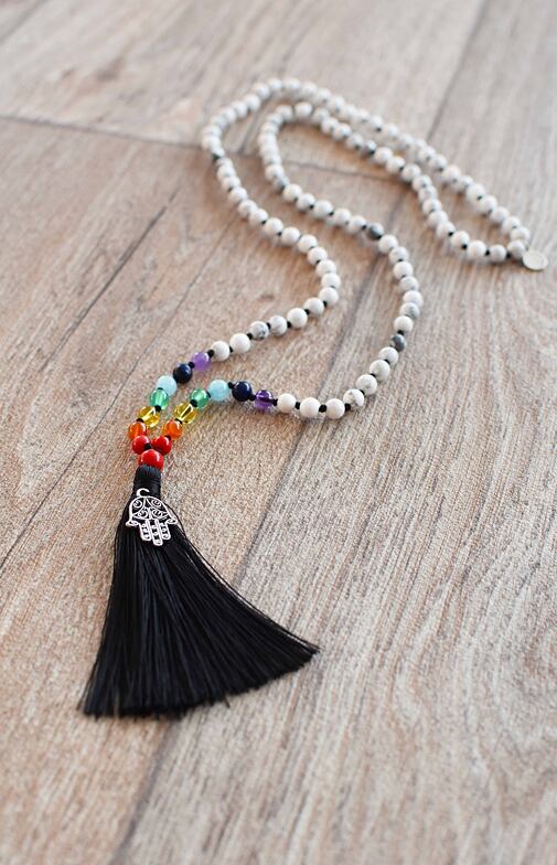 Meditační mala ČAKRY - Magnezit s hamsou se stříbrným logem (Ag 925/1000)