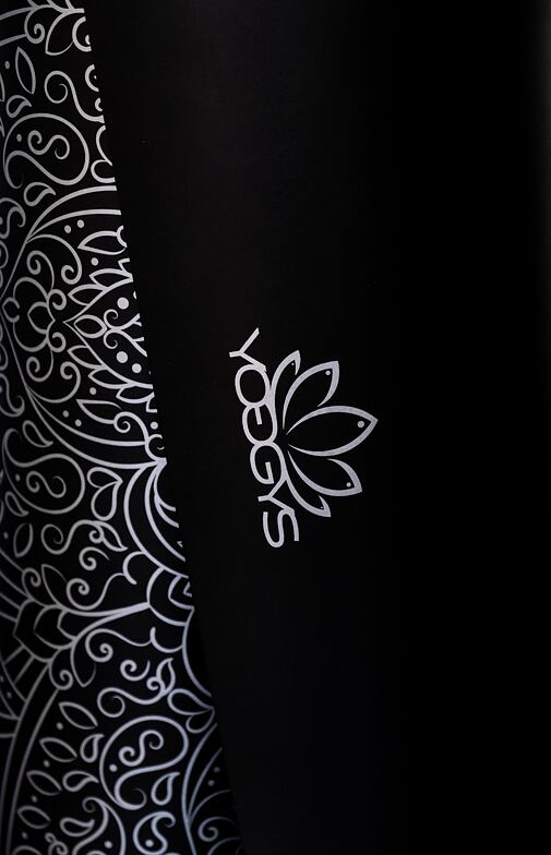 mandala silver, jógová podložka, profesionální podložka na jógu, jógamatka, black and white, černá a bílá, ying and yang