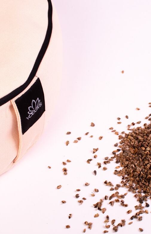 YOGGYS - meditační polštář [SRDCE], krémová