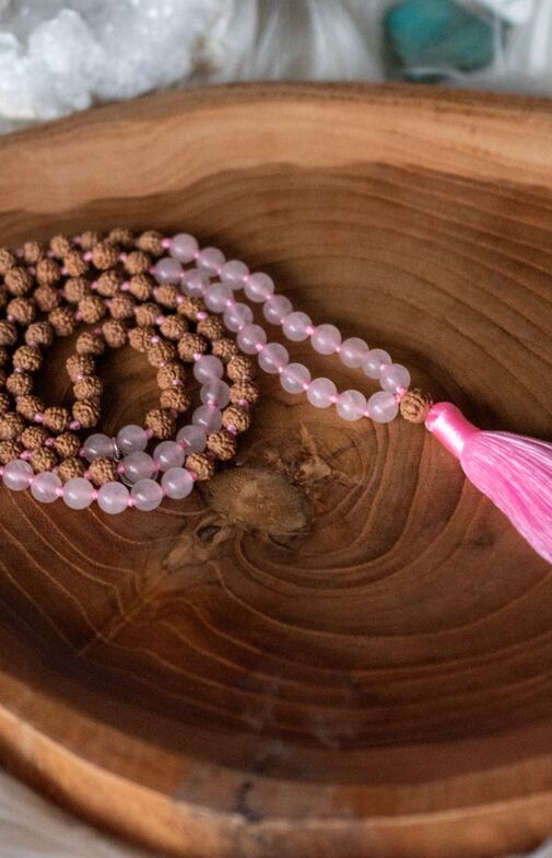 Meditační mala - růženín a rudraksha