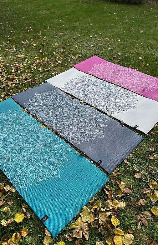 Podložka na cvičení purpurová MANDALA