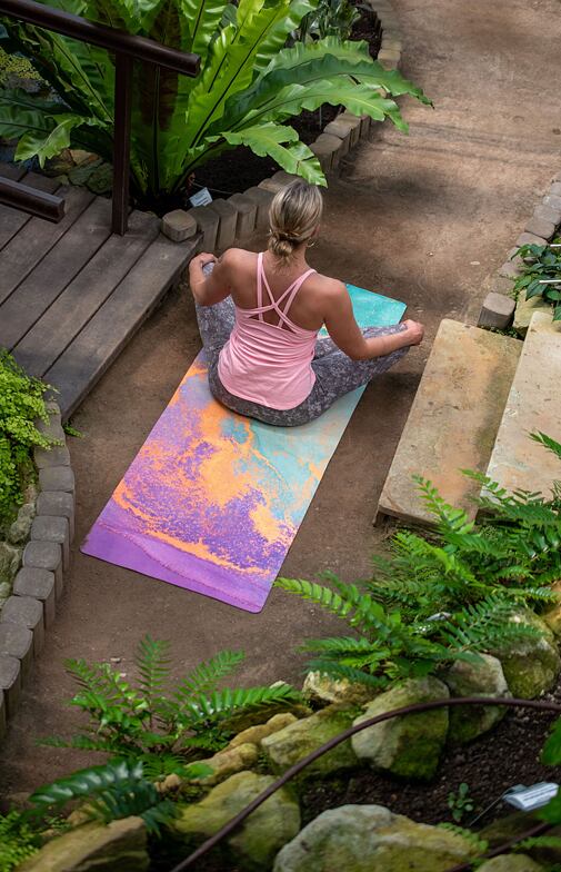 shine bright, podložka na jógu neklouzavá, profesionální jógamatka, jógová podložka barevná