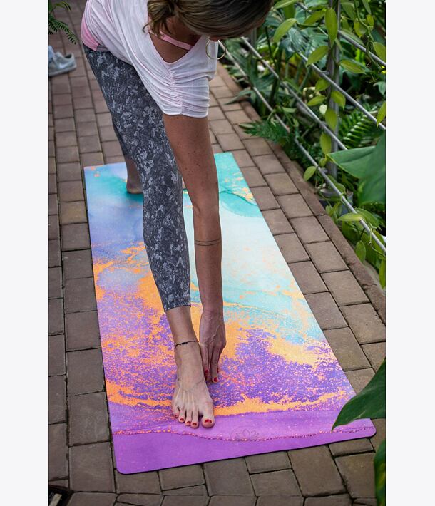 shine bright, podložka na jógu neklouzavá, profesionální jógamatka, jógová podložka barevná