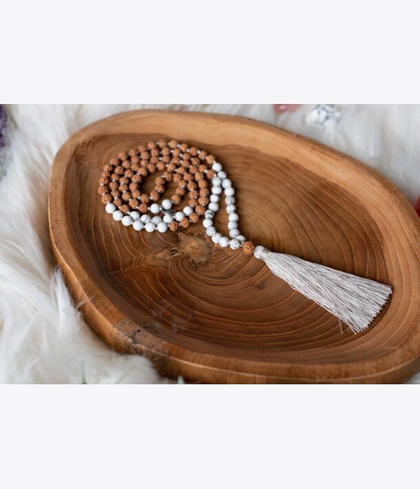 Meditační mala - magnezit a rudraksha