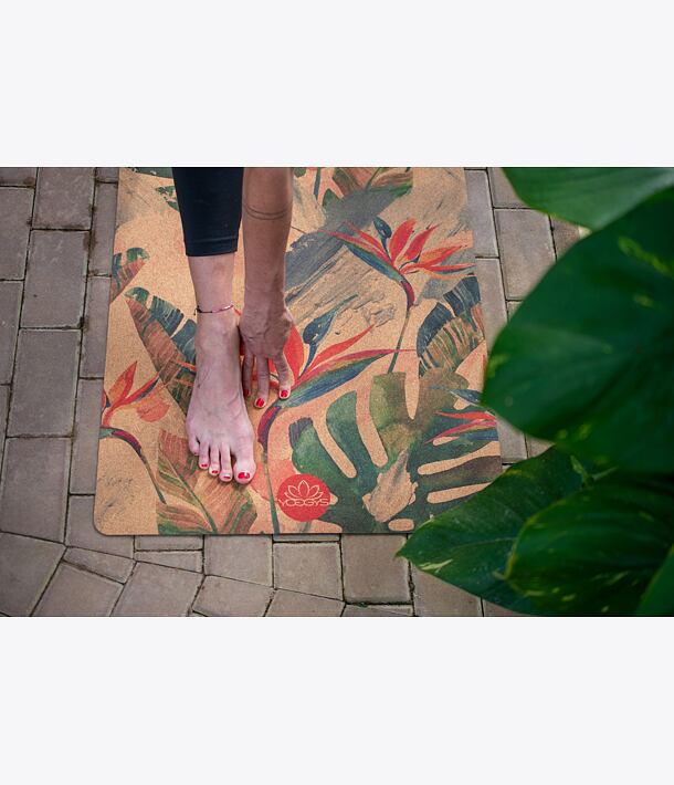 Korková podložka na jógu TROPICAL FLAMES, eko jógamatka, jógová podložka z korku