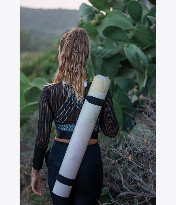 podložka na jógu, jógová neklouzavá podložka, jógamatka, protiskluzová, přenosná podložka, ČIRÁ RADOST 