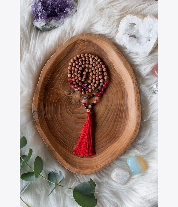 Meditační mala - Turmalín a Rudraksha se stříbrným logem (Ag 925/1000)