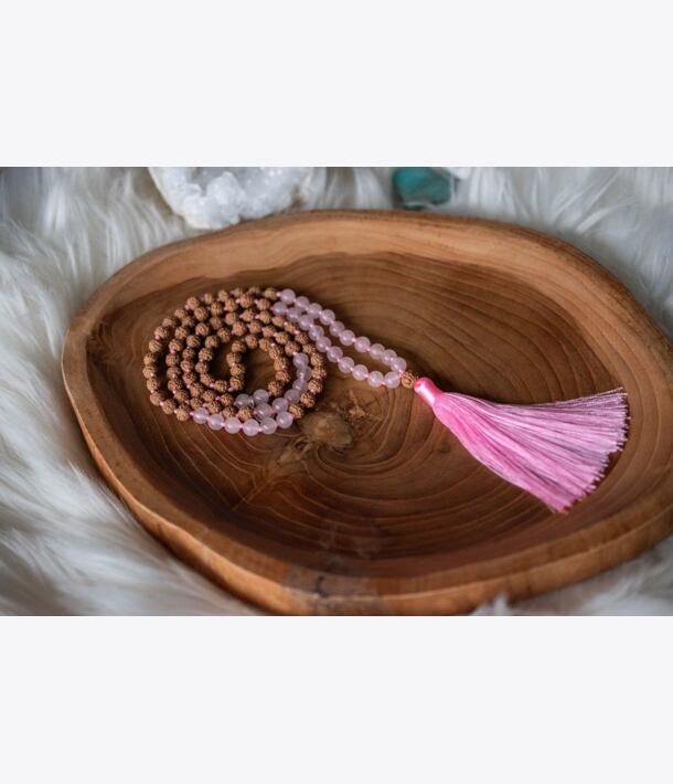 Meditační mala - růženín a rudraksha