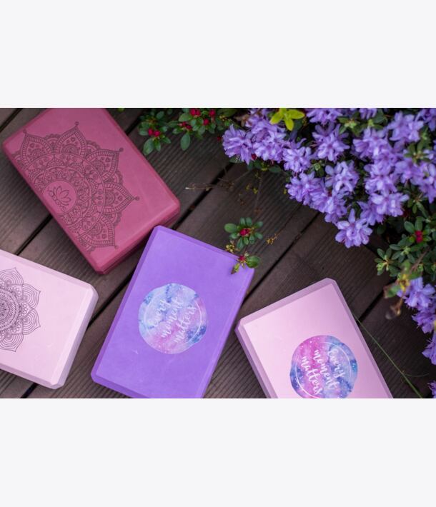 Cihlička na jógu růžová 