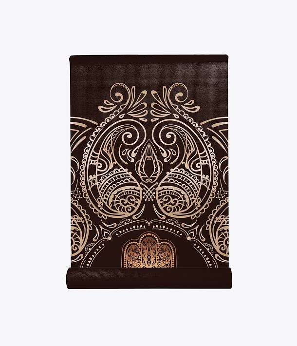 YOGGYS [HAMSA] tmavě hnědá designová jógová podložka s HAMSOU