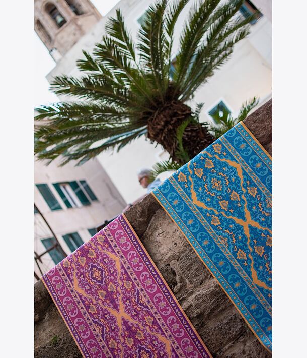 jógová podložka orientální koberec na jógu barevný