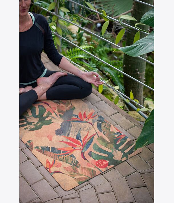 Korková podložka na jógu TROPICAL FLAMES, eko jógamatka, jógová podložka z korku
