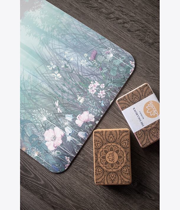 Cihlička na jógu korková NEW MANDALA