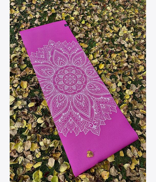Podložka na cvičení purpurová MANDALA