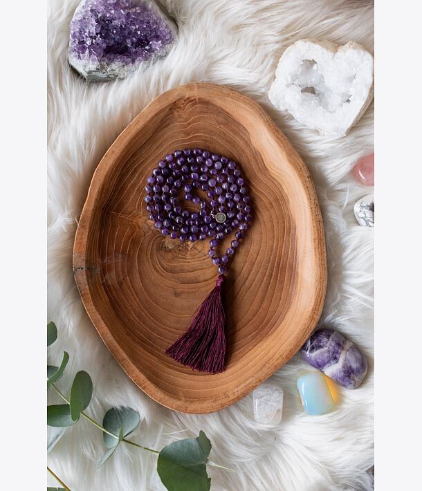 Meditační mala - Ametyst se stříbrným logem (Ag 925/1000)